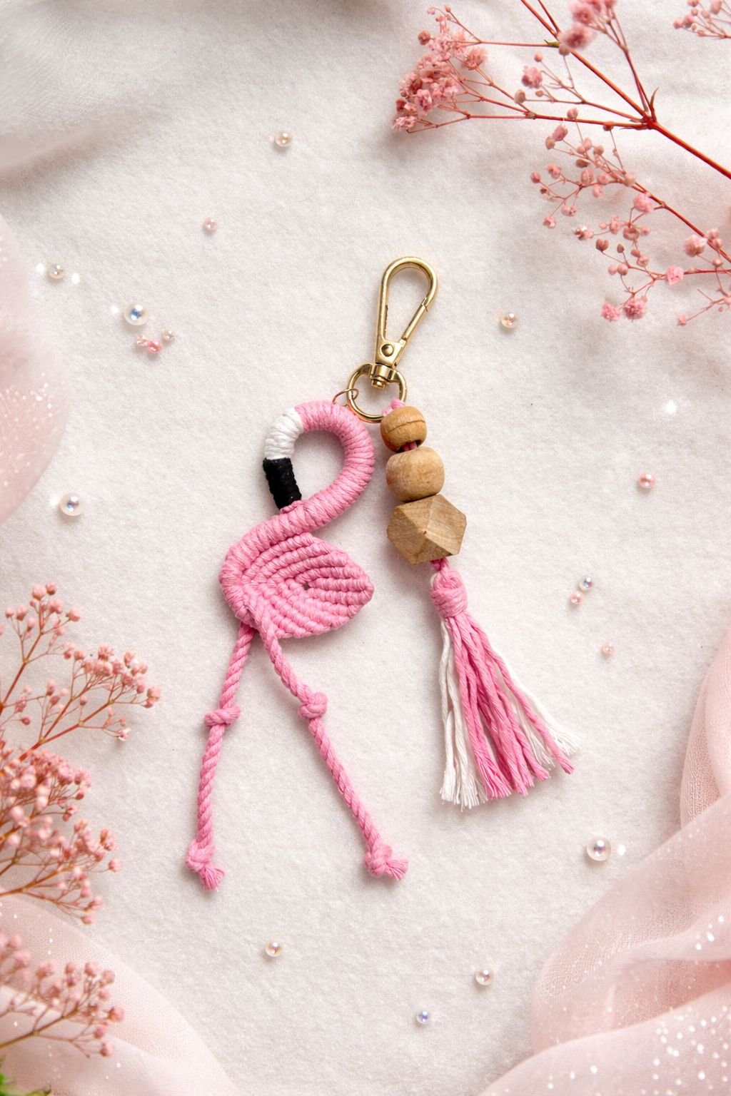 Cordraits_Akku Macramé Flamingo Charm – flamingo Bliss- Pack of 1